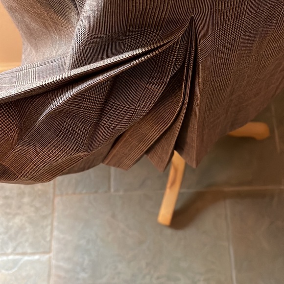 EUC beautiful, fully lined dress. - Picture 9 of 11